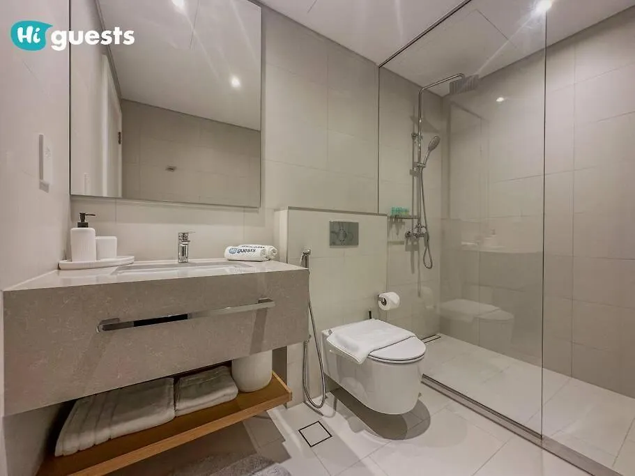 Higuests - Beachside Oasis Stylish 2Br Apartment In La Vie Dubai